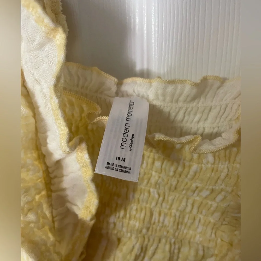 Yellow Ruffled‎ Sleeveless Dress! NWT!